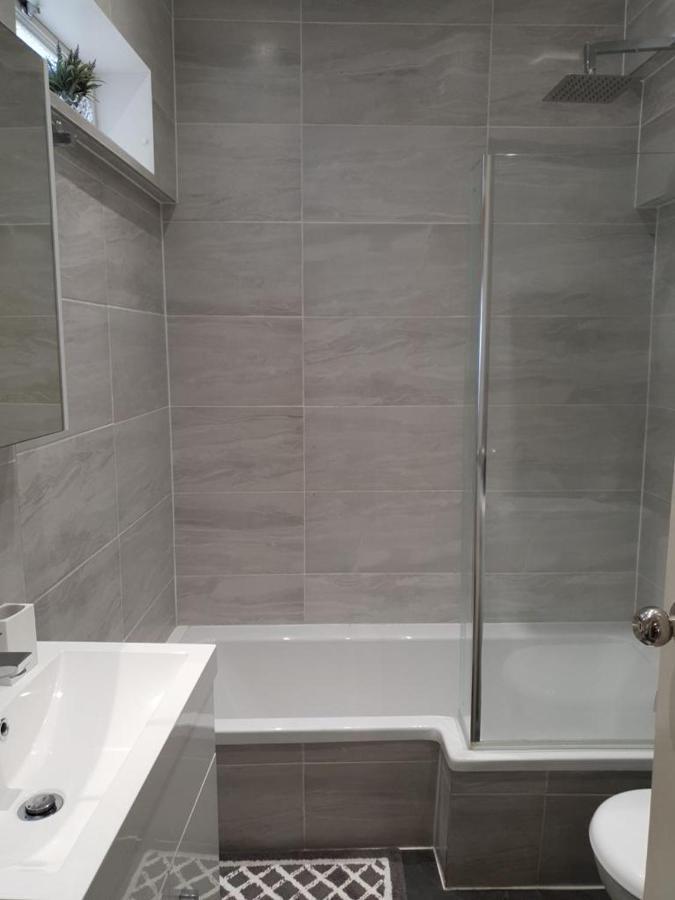 Apartamento Star London Brent Street Cosy 1-Bed Hideaway Hendon Exterior foto